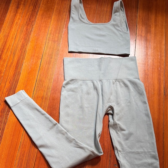 SET ACTIVE MATCHING SEAMLESS SET!!! - Picture 3 of 3